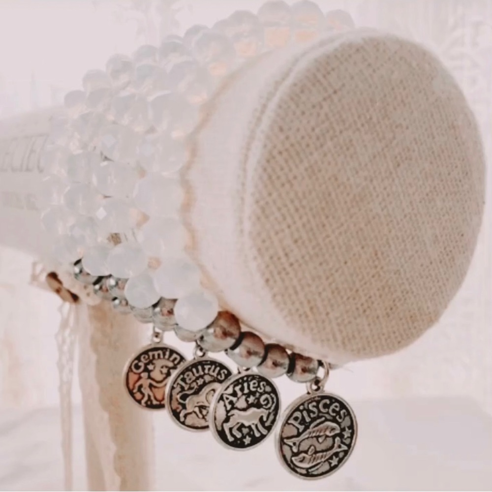 PISCES ZODIAC CHARM BRACELET